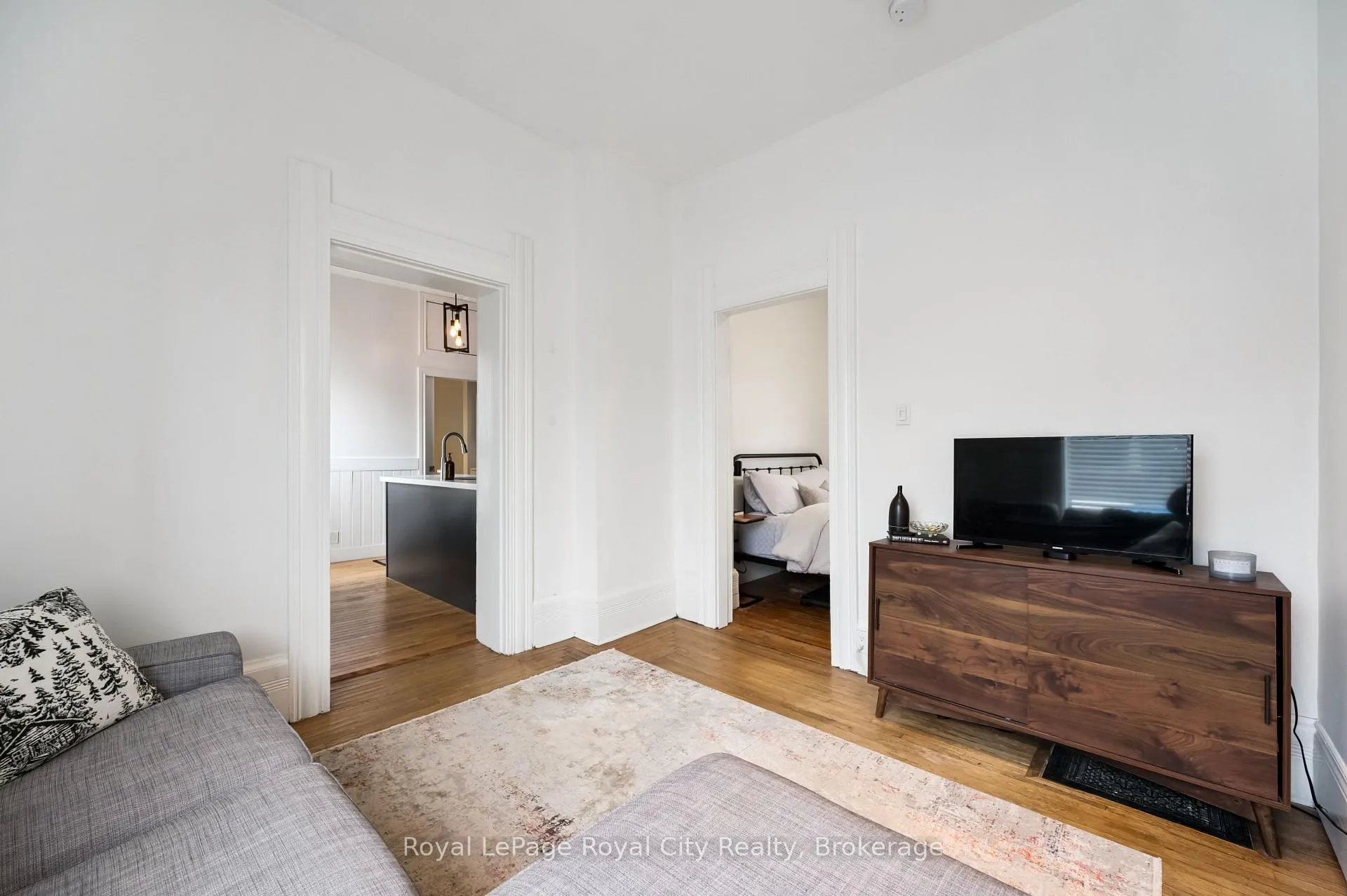 Photo 13 of Unit B, 2 Tiffany Street, Guelph, Exhibition Park — HOMEH