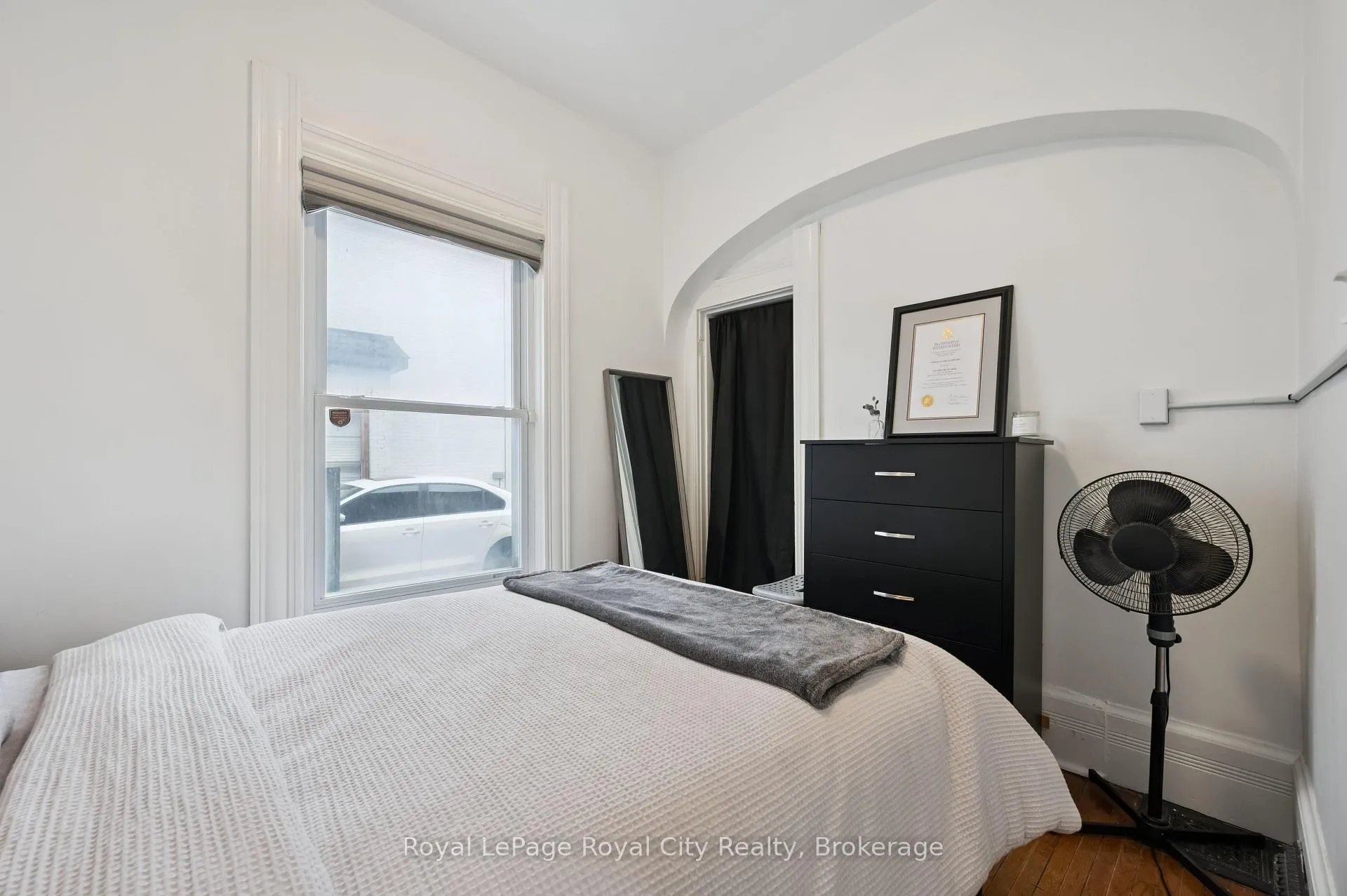 Photo 15 of Unit B, 2 Tiffany Street, Guelph, Exhibition Park — HOMEH