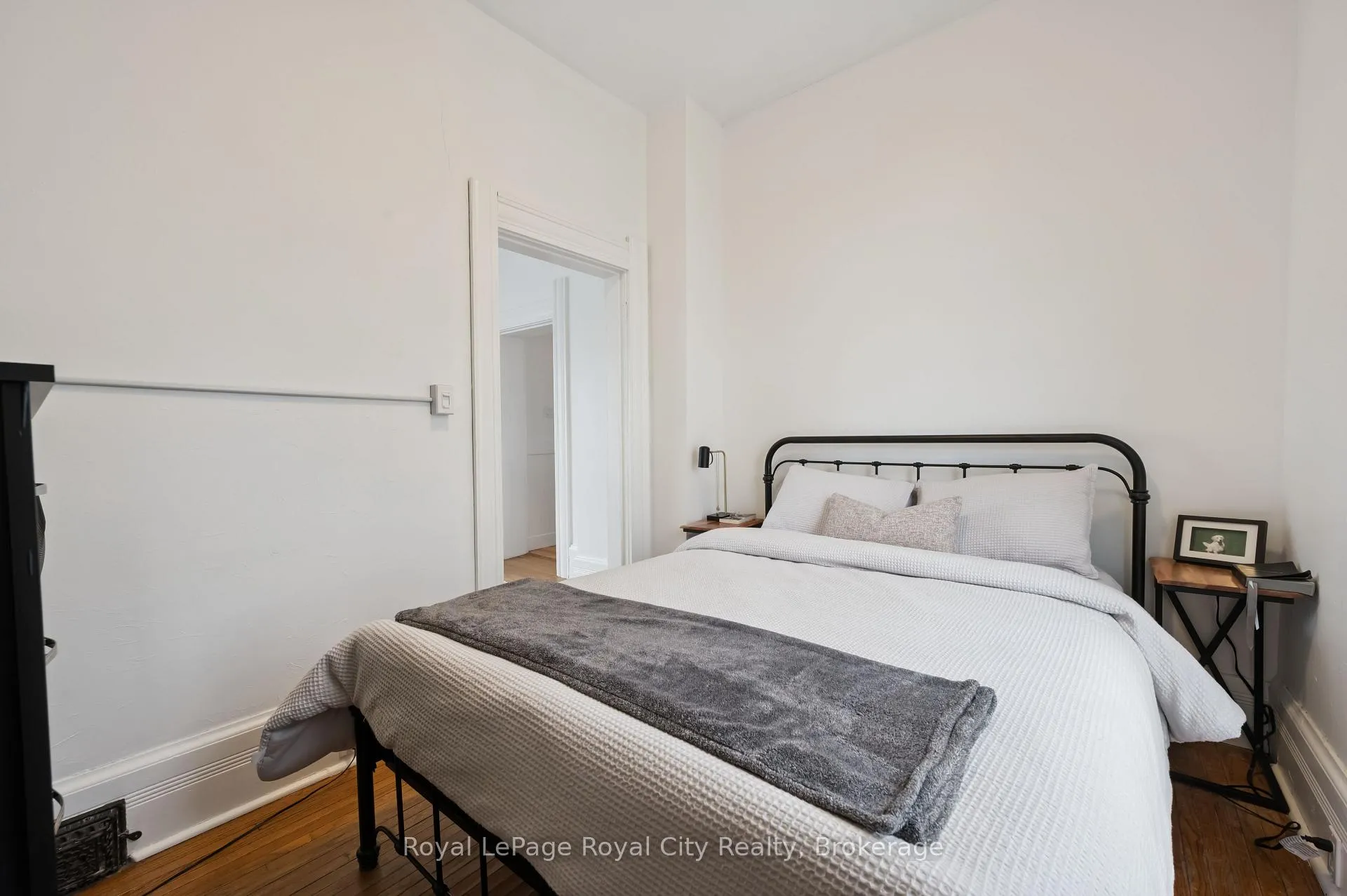 Photo 16 of Unit B, 2 Tiffany Street, Guelph, Exhibition Park — HOMEH