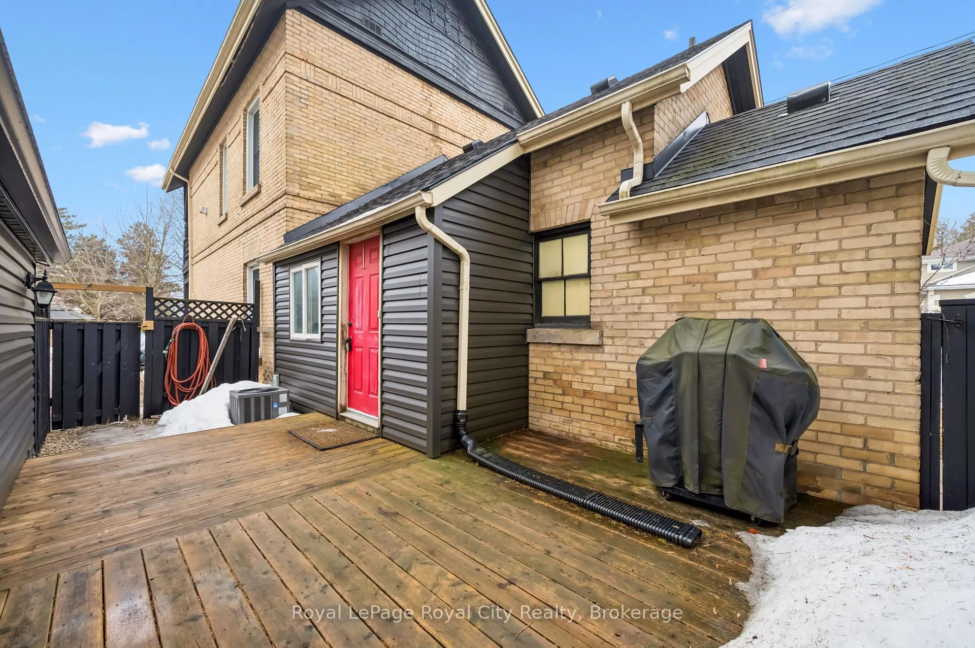 Photo 20 of Unit B, 2 Tiffany Street, Guelph, Exhibition Park — HOMEH