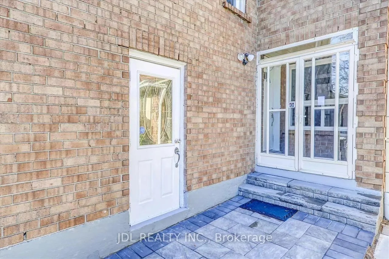 Photo 3 of Unit Basement, 40 Houndtrail Drive, Scarborough, Highland Creek — HOMEH