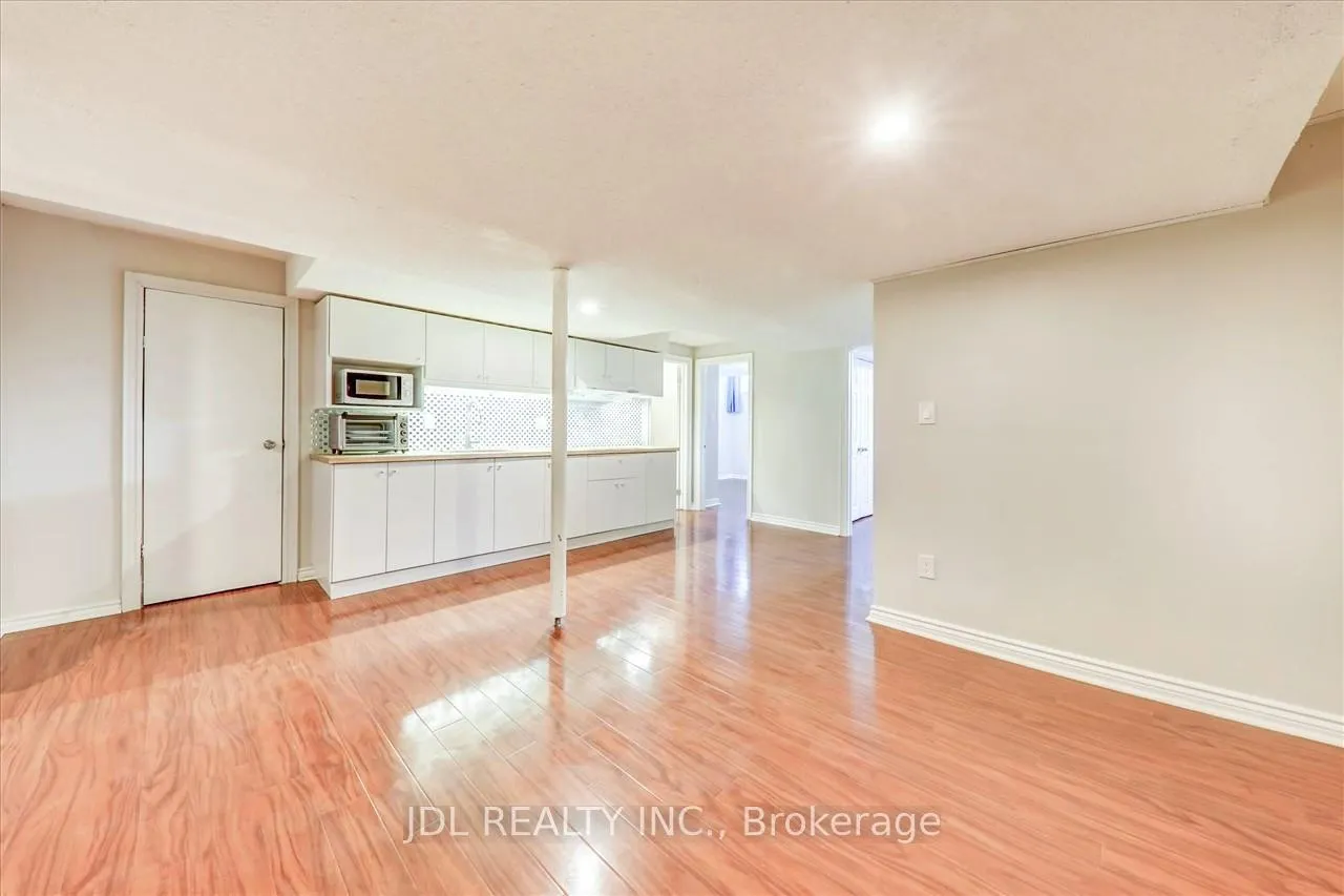 Photo 5 of Unit Basement, 40 Houndtrail Drive, Scarborough, Highland Creek — HOMEH