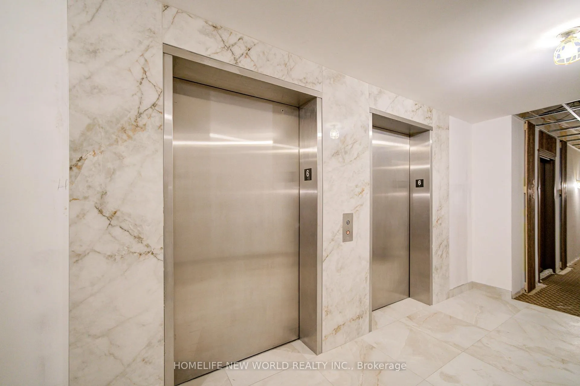 Photo 8 of Unit 609, 1 Maison Parc Court, Vaughan, Lakeview Estates — HOMEH