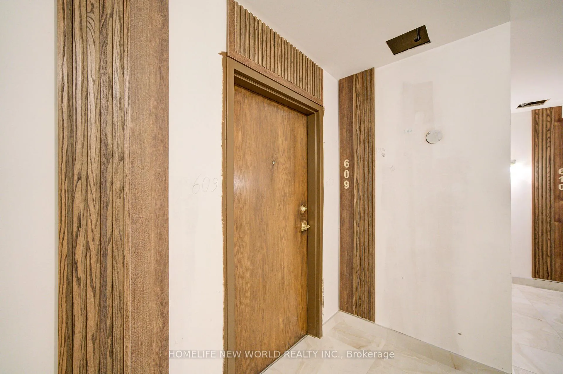 Photo 9 of Unit 609, 1 Maison Parc Court, Vaughan, Lakeview Estates — HOMEH