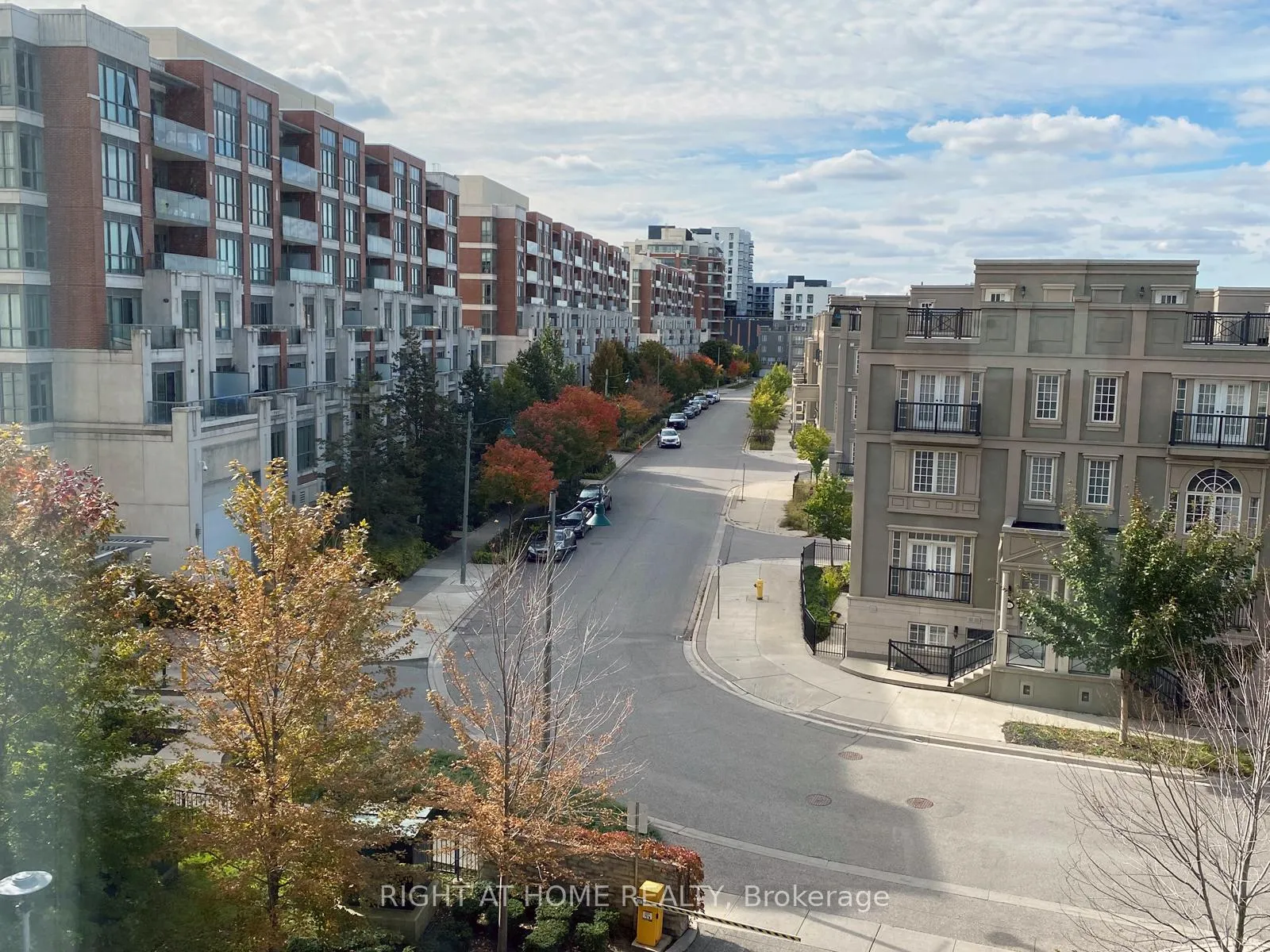 Photo 16 of Unit 405, 8110 Birchmount Road, Markham, Unionville — HOMEH