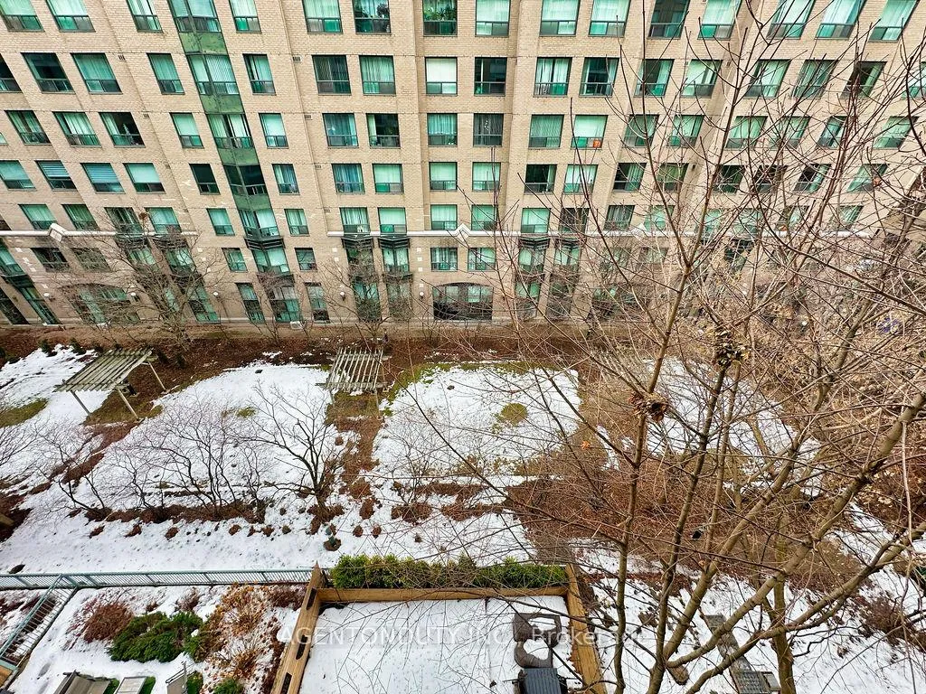 Photo 11 of Unit 626, 109 Front Street E, Toronto, Waterfront Communities — HOMEH