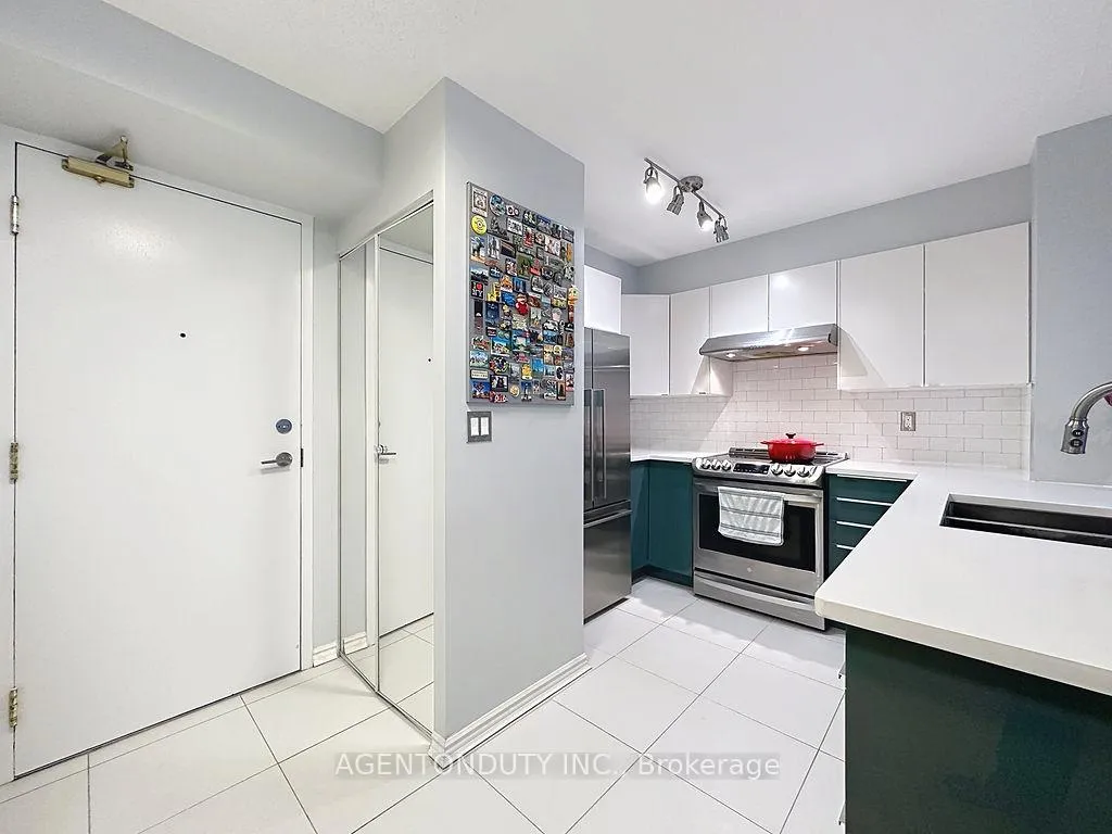 Photo 15 of Unit 626, 109 Front Street E, Toronto, Waterfront Communities — HOMEH