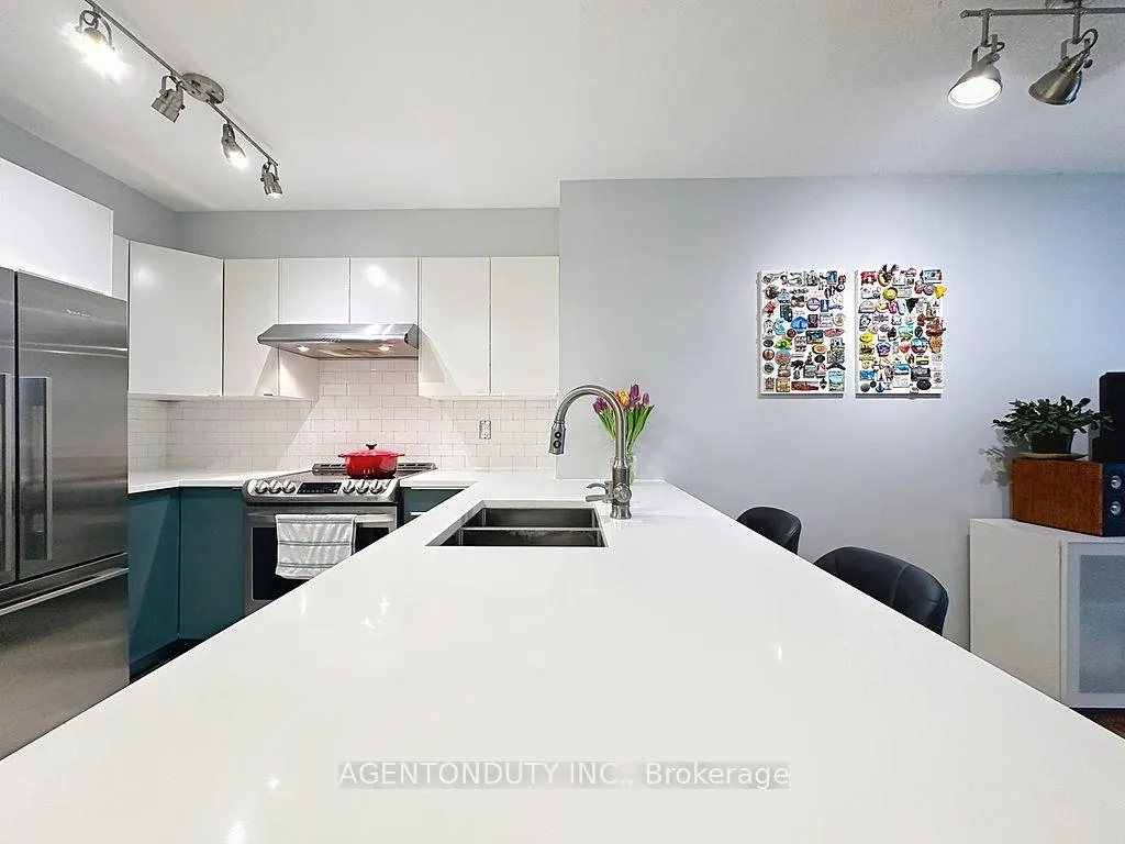 Photo 18 of Unit 626, 109 Front Street E, Toronto, Waterfront Communities — HOMEH