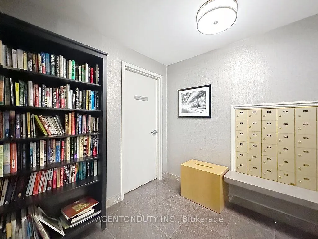 Photo 38 of Unit 626, 109 Front Street E, Toronto, Waterfront Communities — HOMEH