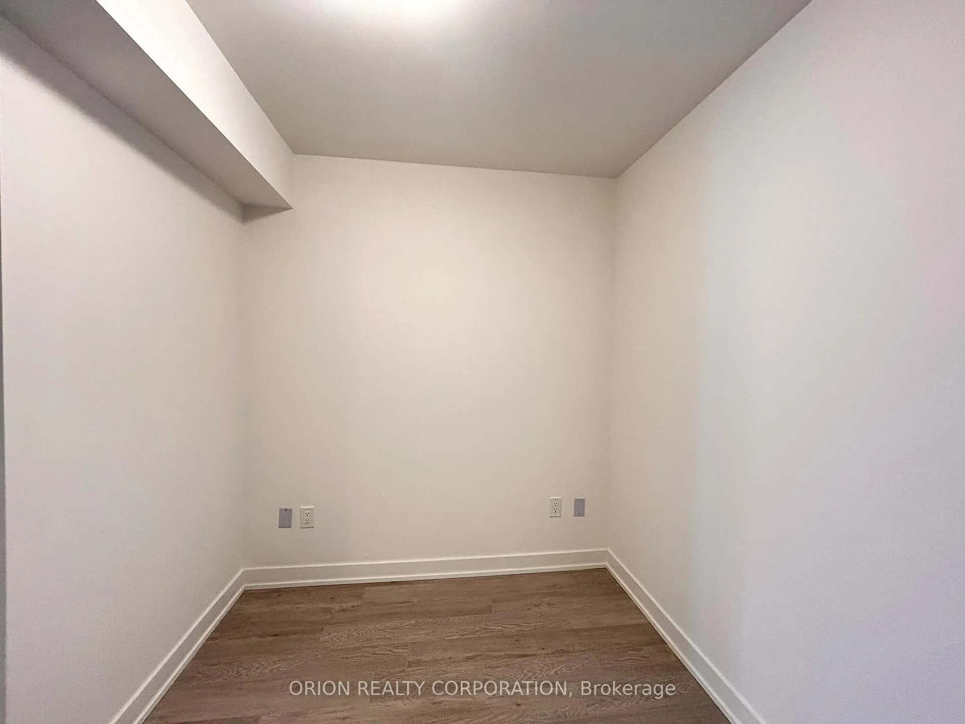 Photo 6 of Unit 2206, 1010 Sandy Beach Road, Pickering, Bay Ridges — HOMEH
