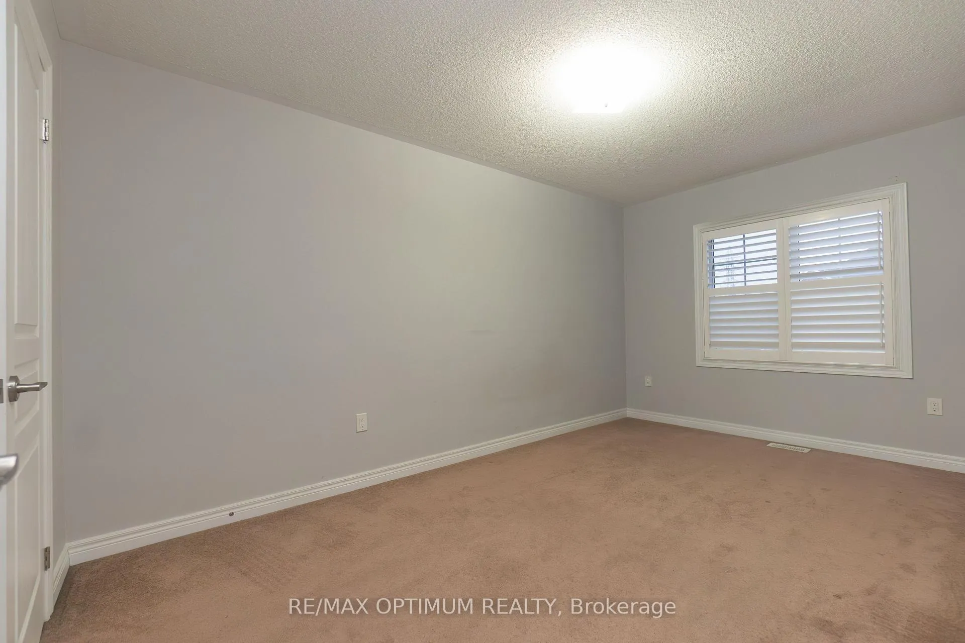 Photo 15 of 3 Chesterwood Crescent, Brampton, Credit Valley — HOMEH
