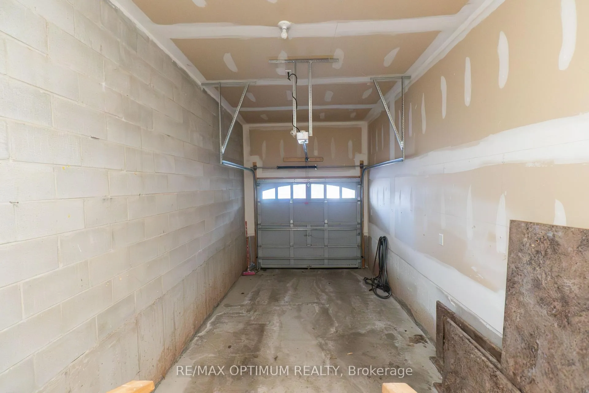 Photo 23 of 3 Chesterwood Crescent, Brampton, Credit Valley — HOMEH