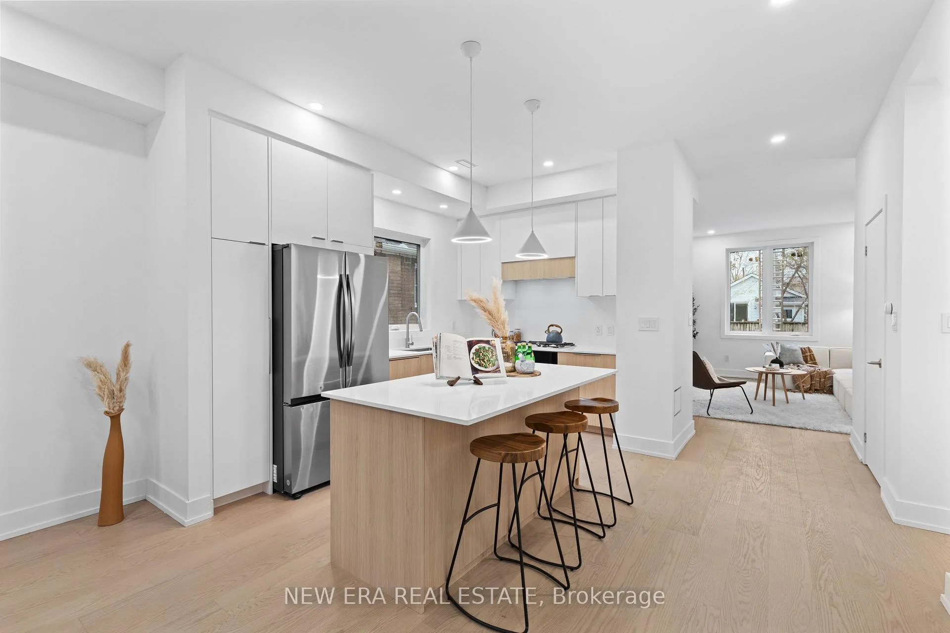 Photo 5 of 148 Rhodes Avenue, Toronto, Greenwood-Coxwell — HOMEH