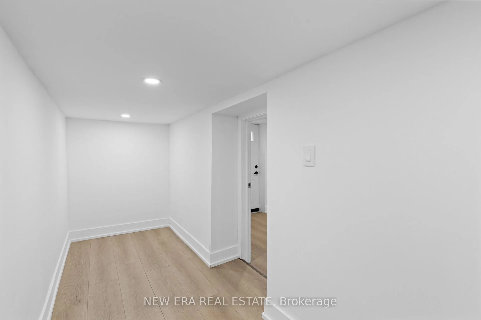 Photo 28 of 148 Rhodes Avenue, Toronto, Greenwood-Coxwell — HOMEH