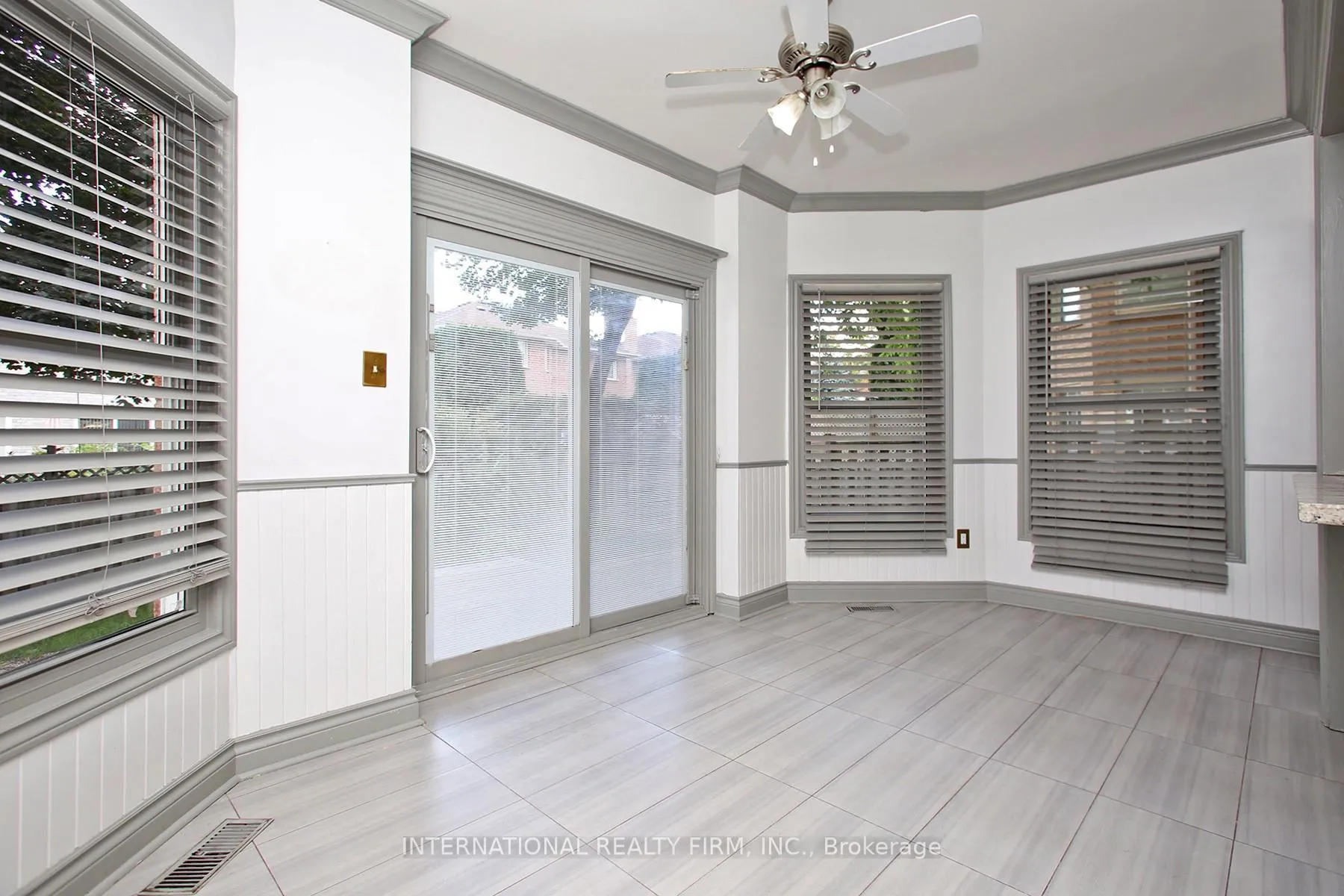 Photo 8 of 22 Larkin Avenue, Markham, Markham Village — HOMEH