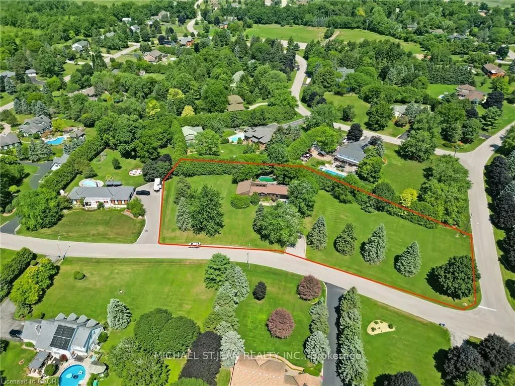 Photo 2 of 11 Weneil Drive, Hamilton, Freelton — HOMEH