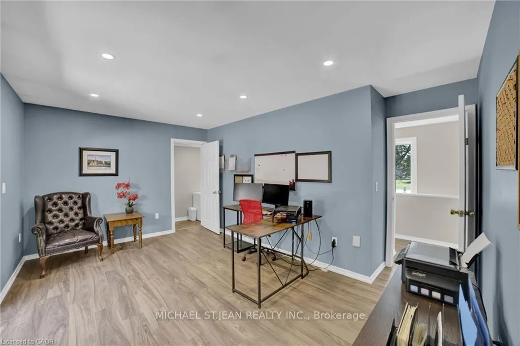 Photo 9 of 11 Weneil Drive, Hamilton, Freelton — HOMEH