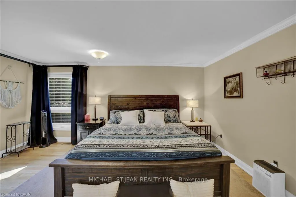 Photo 25 of 11 Weneil Drive, Hamilton, Freelton — HOMEH