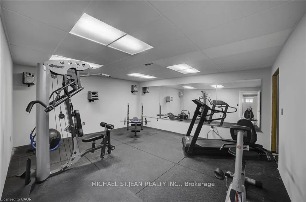 Photo 34 of 11 Weneil Drive, Hamilton, Freelton — HOMEH