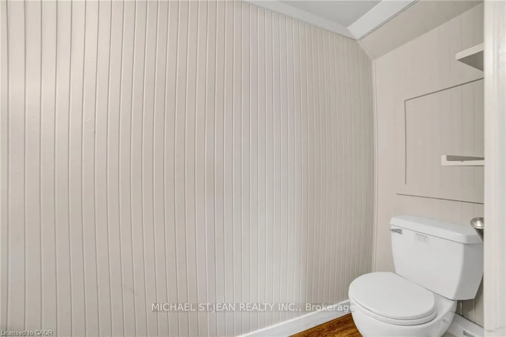Photo 40 of 11 Weneil Drive, Hamilton, Freelton — HOMEH