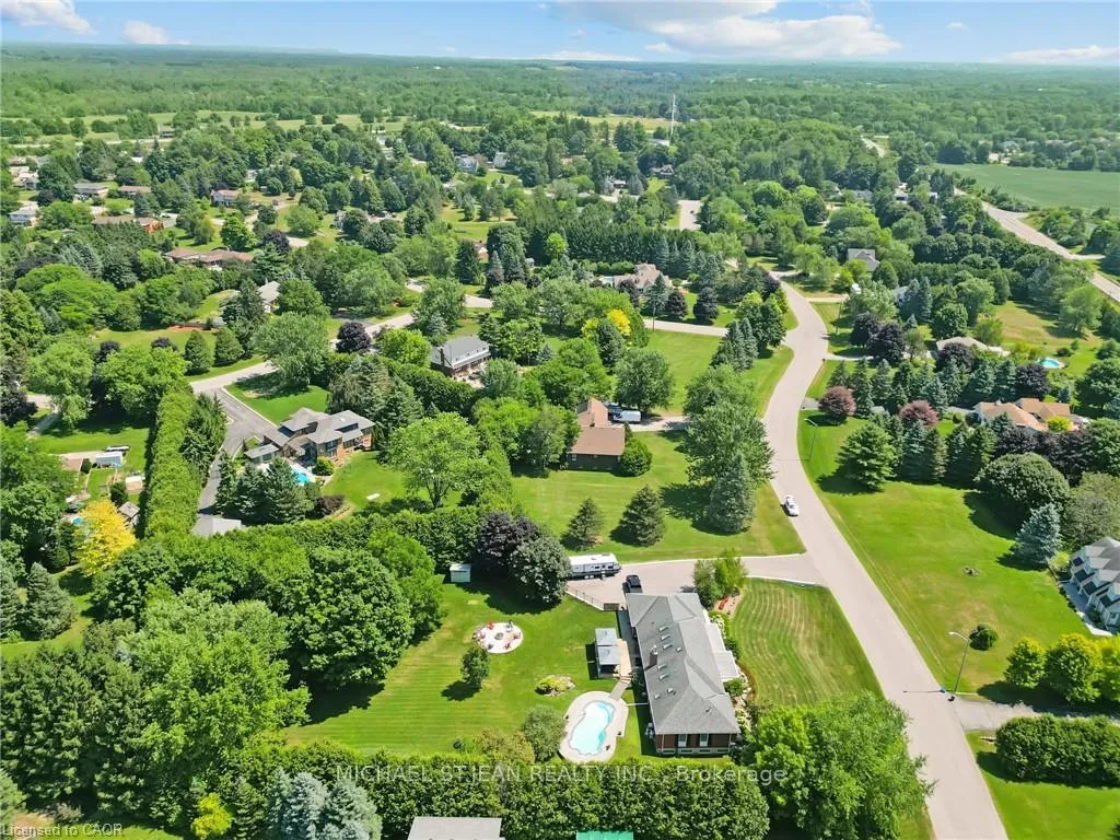 Photo 47 of 11 Weneil Drive, Hamilton, Freelton — HOMEH