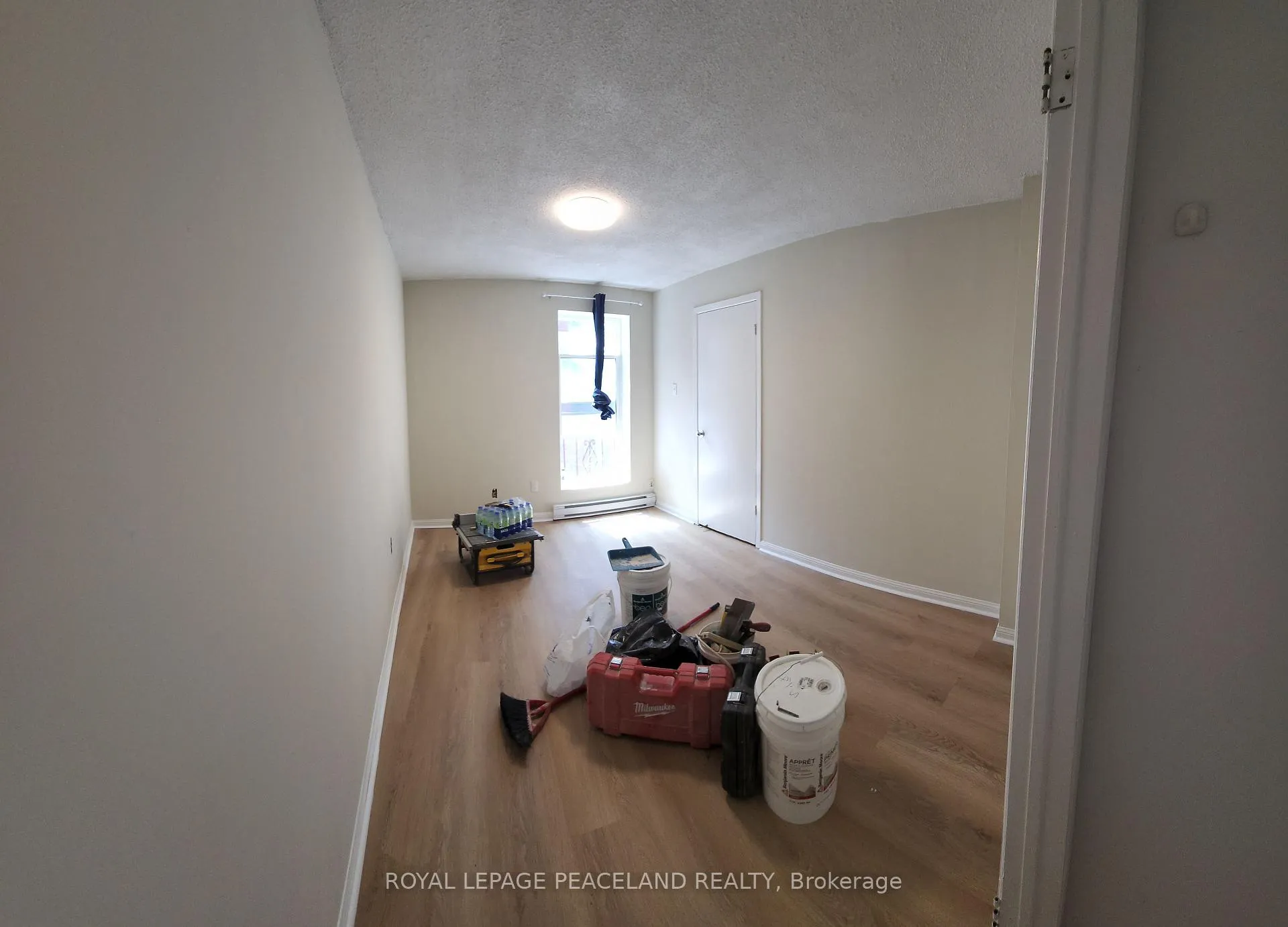 Photo 11 of Unit 5, 556 Spadina Crescent, Toronto, University — HOMEH