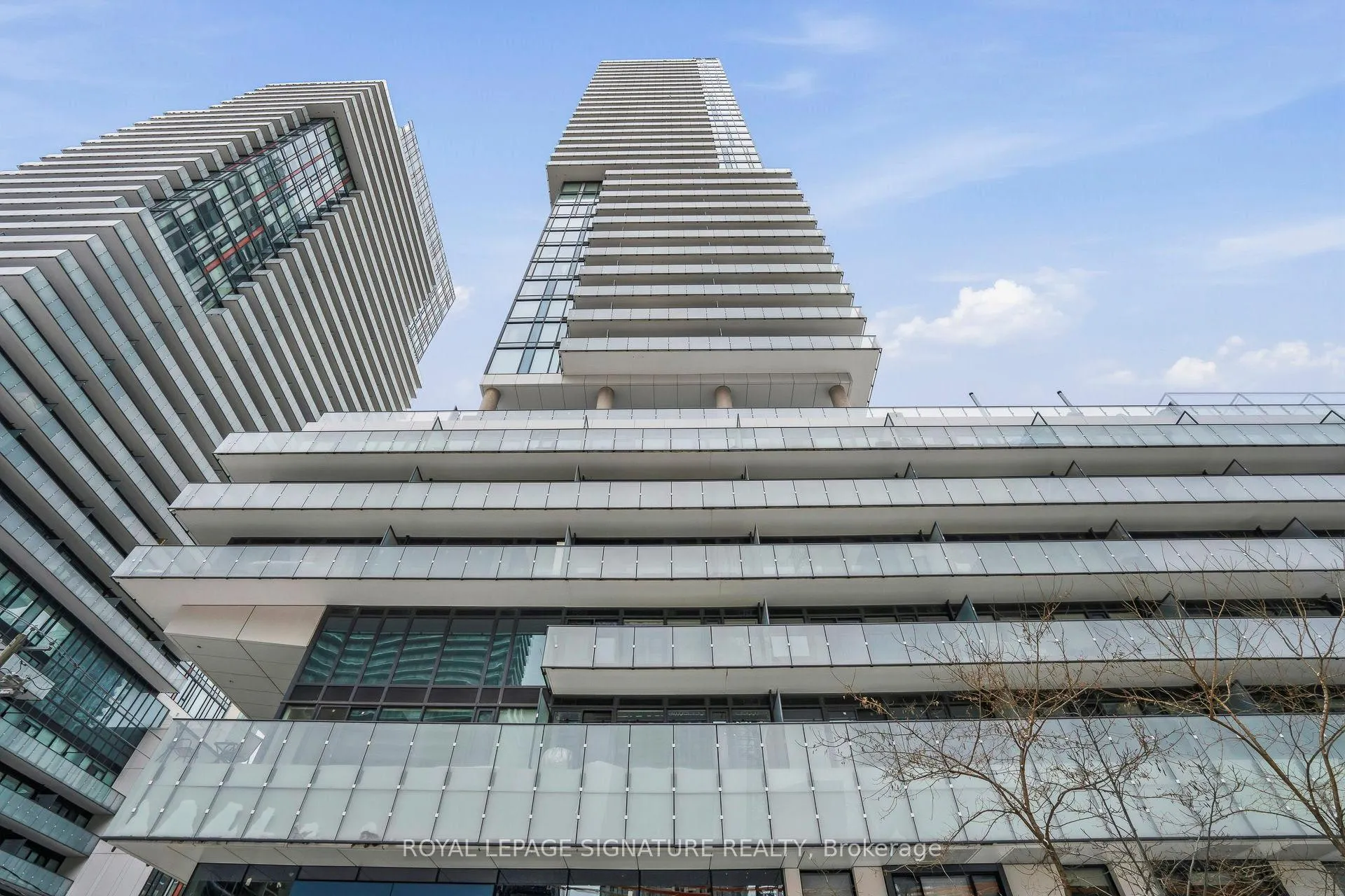 Photo 1 of Unit 306, 161 Roehampton Avenue, Toronto, Mount Pleasant West — HOMEH