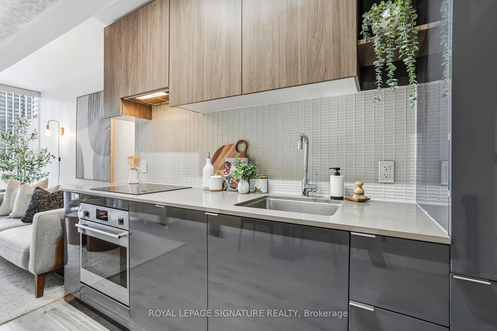 Photo 20 of Unit 306, 161 Roehampton Avenue, Toronto, Mount Pleasant West — HOMEH