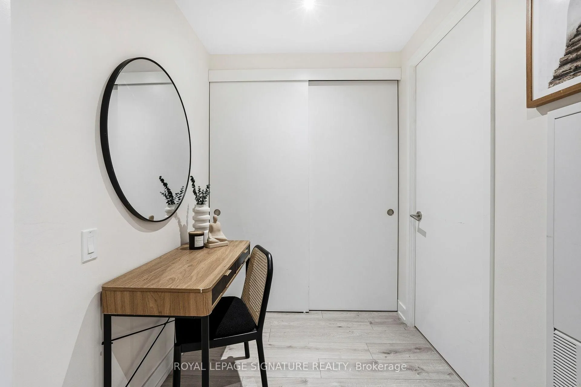 Photo 21 of Unit 306, 161 Roehampton Avenue, Toronto, Mount Pleasant West — HOMEH