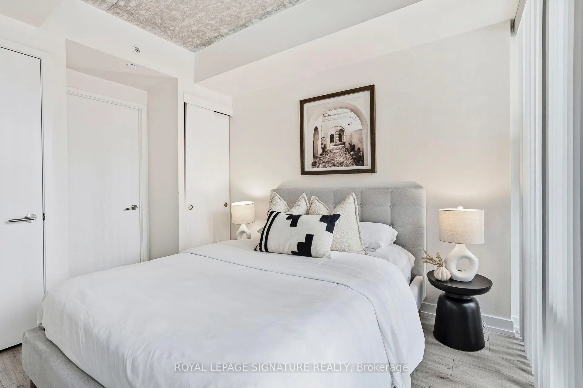 Photo 22 of Unit 306, 161 Roehampton Avenue, Toronto, Mount Pleasant West — HOMEH