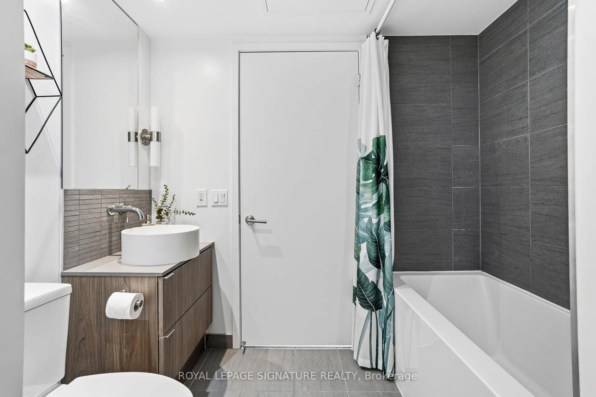 Photo 27 of Unit 306, 161 Roehampton Avenue, Toronto, Mount Pleasant West — HOMEH