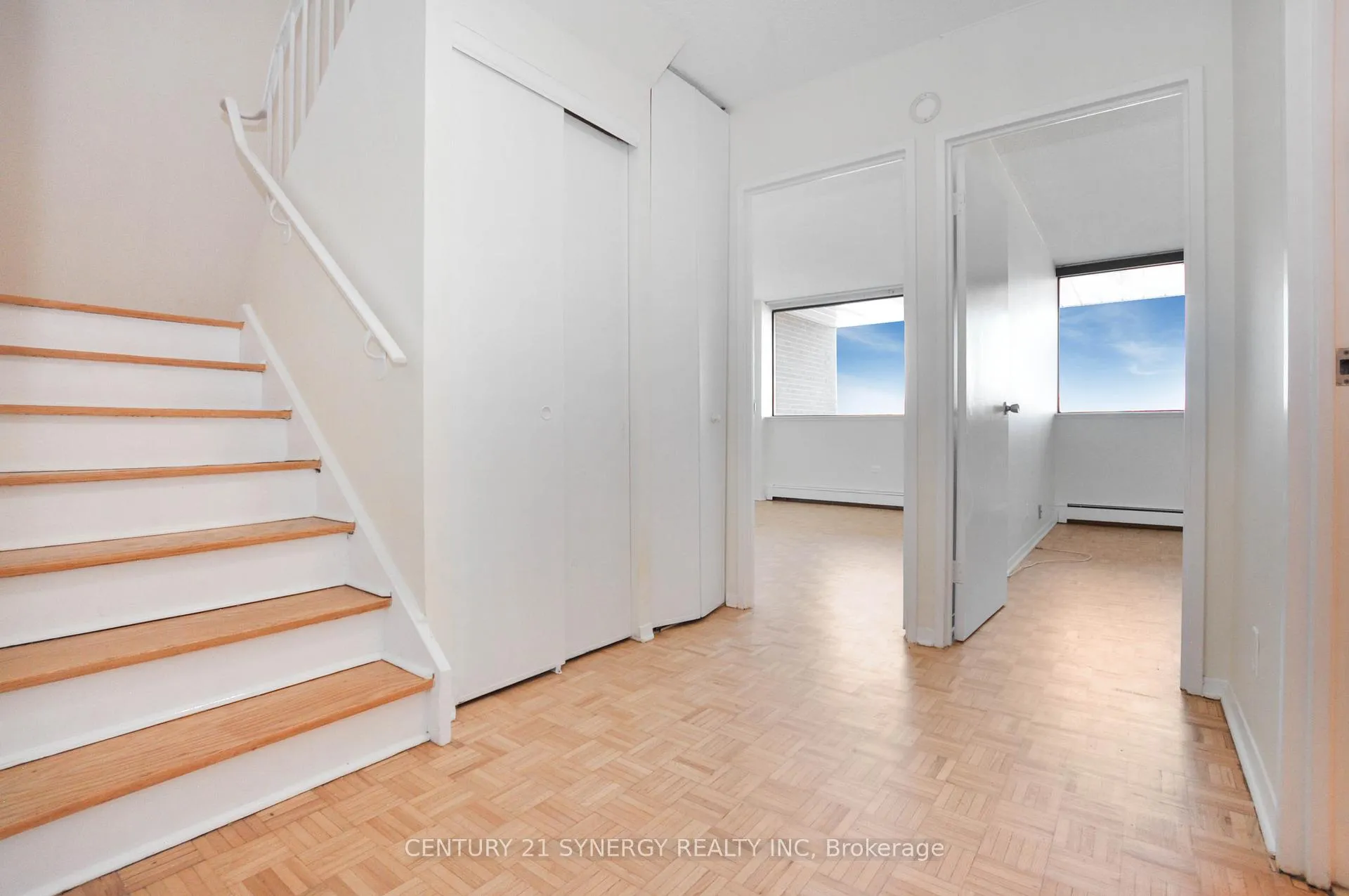 Photo 15 of Unit 631, 515 St Laurent Boulevard, Ottawa, Viscount Alexander Park — HOMEH
