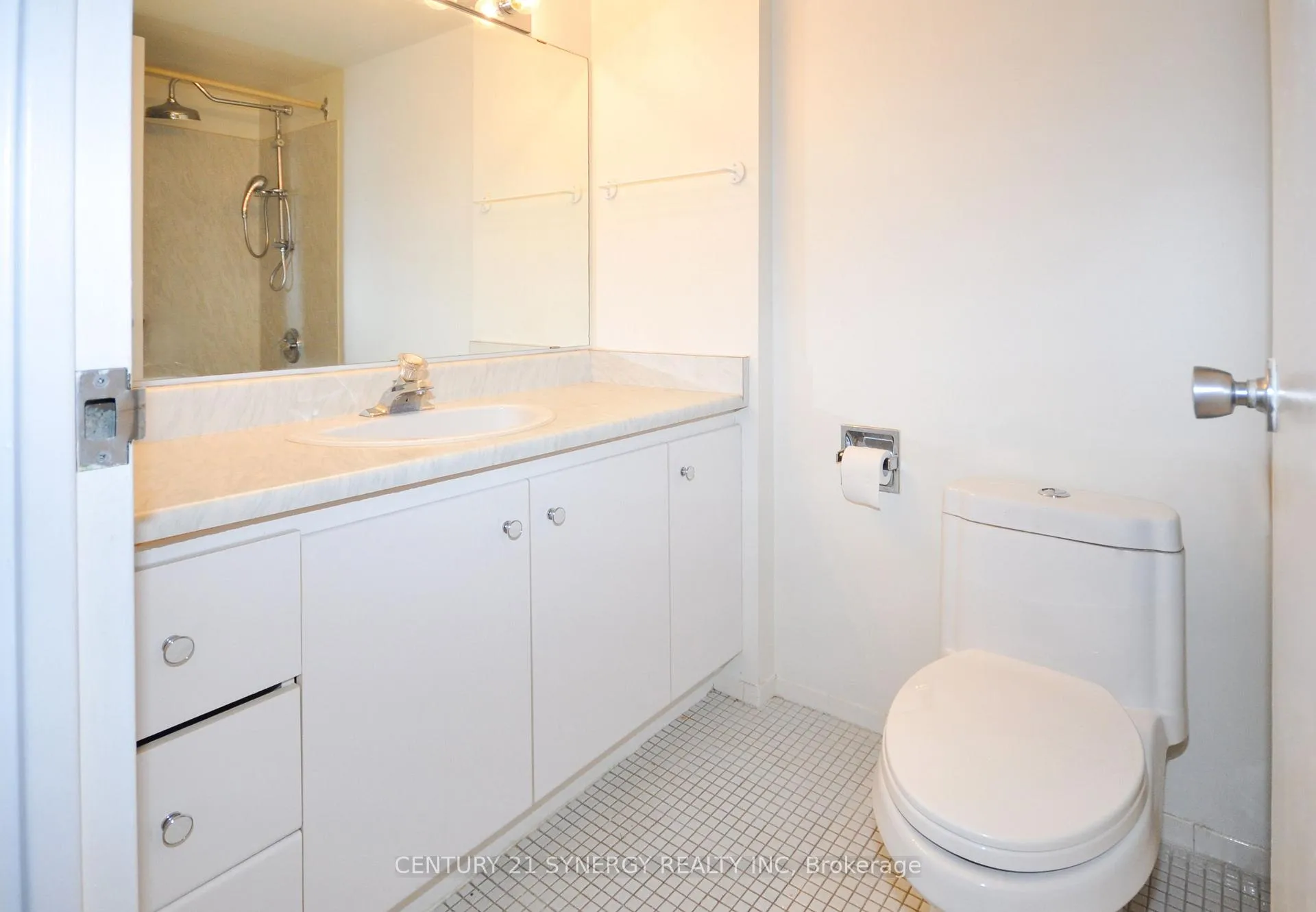 Photo 25 of Unit 631, 515 St Laurent Boulevard, Ottawa, Viscount Alexander Park — HOMEH