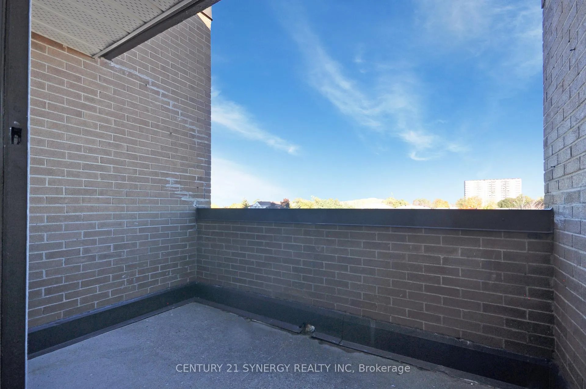Photo 28 of Unit 631, 515 St Laurent Boulevard, Ottawa, Viscount Alexander Park — HOMEH