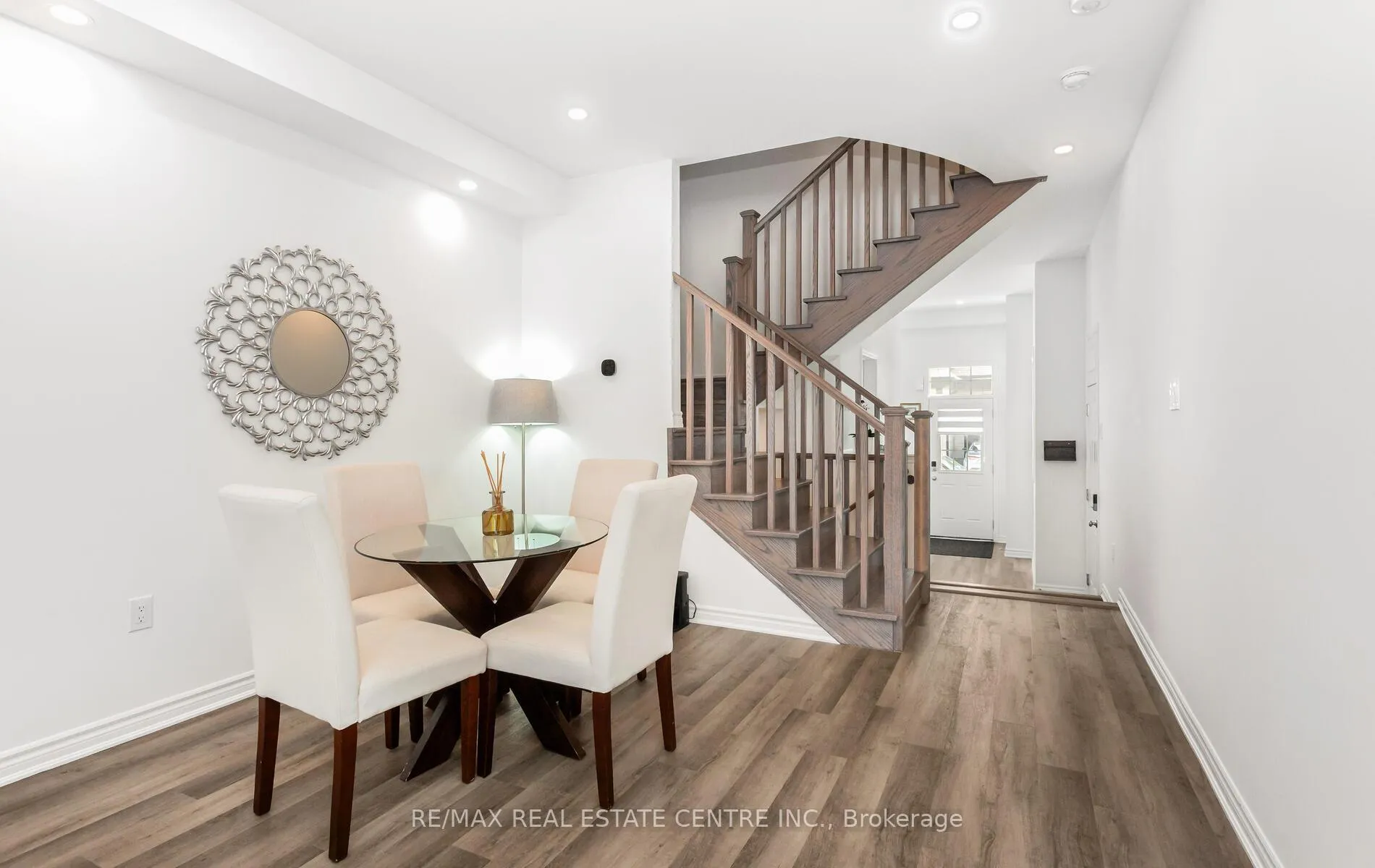 Photo 7 of 1343 Copley Court, Milton, Bowes — HOMEH