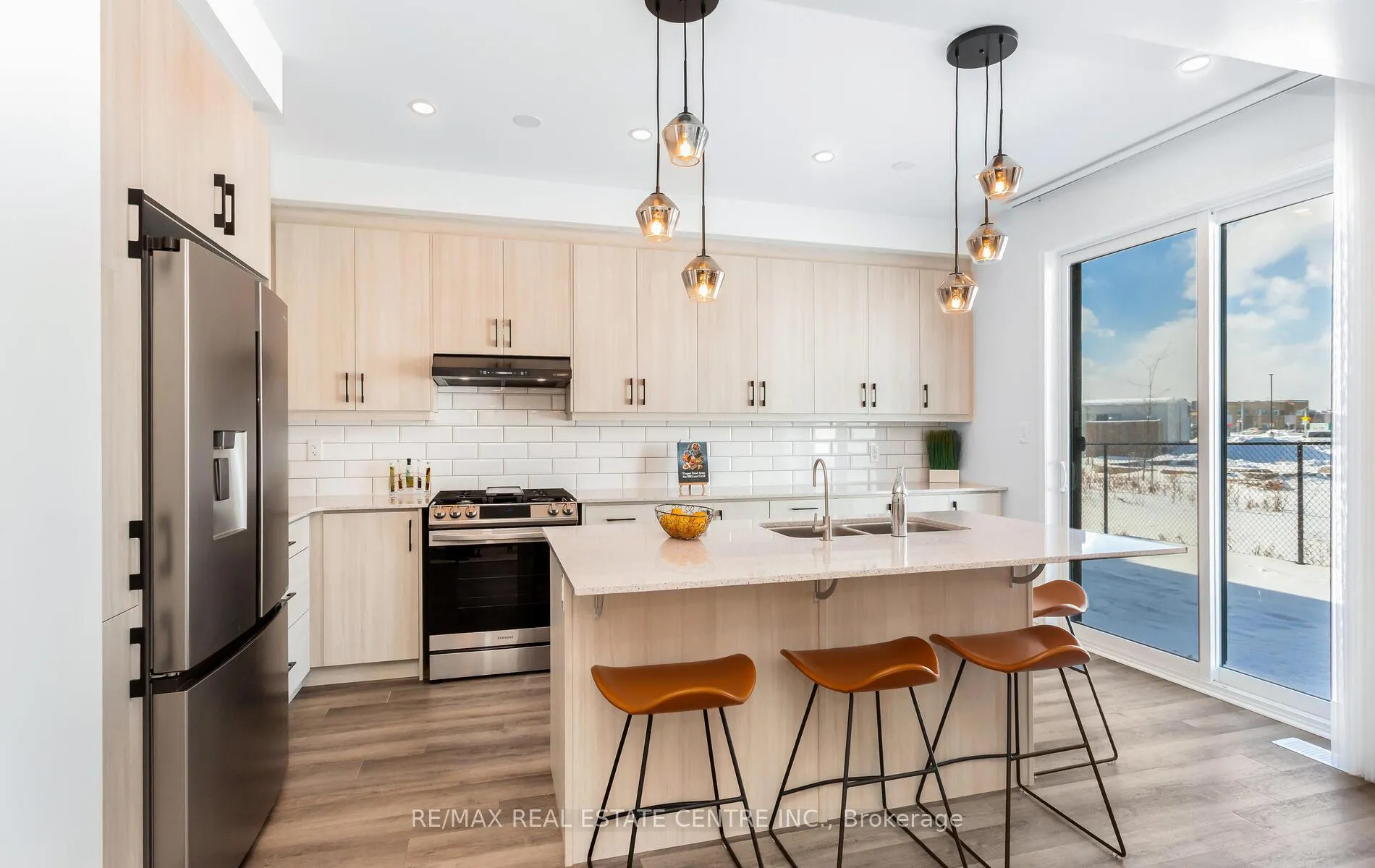 Photo 12 of 1343 Copley Court, Milton, Bowes — HOMEH