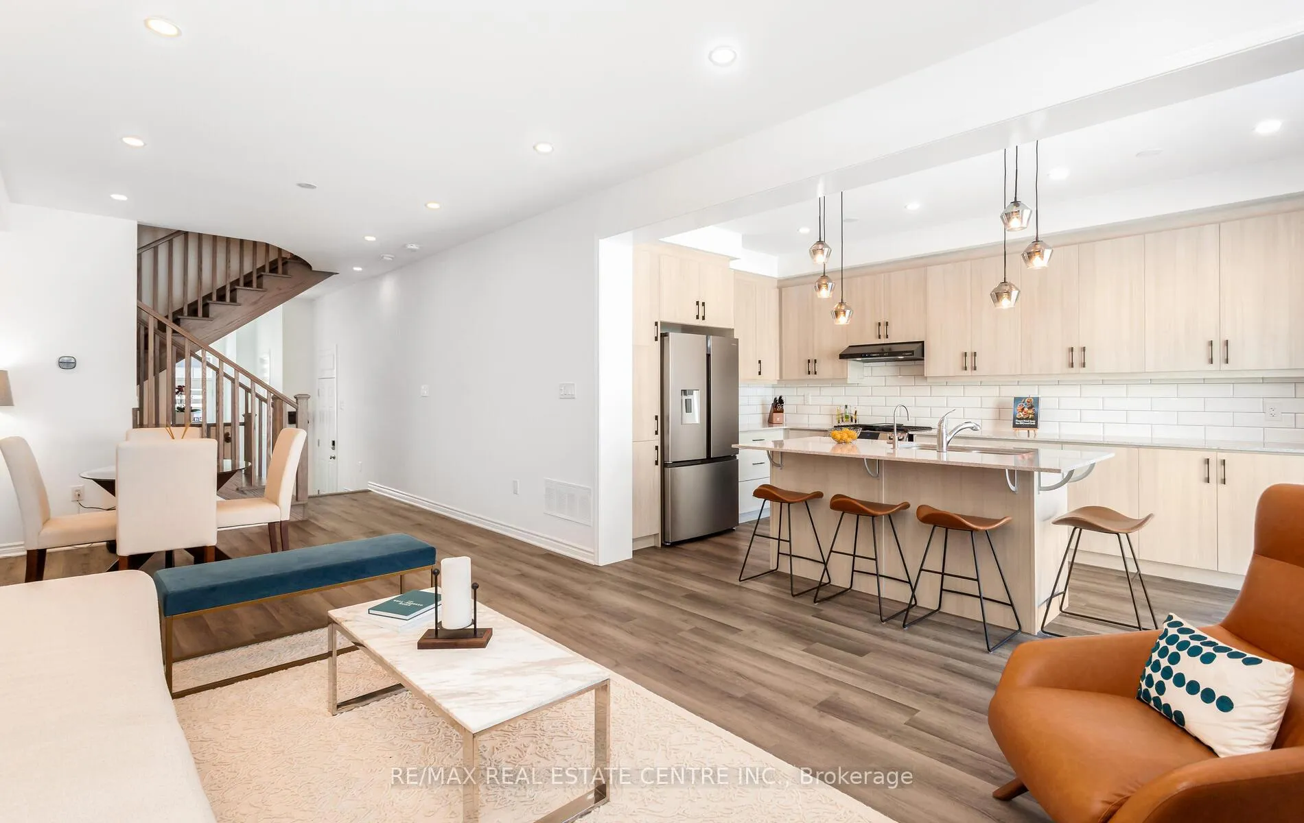 Photo 15 of 1343 Copley Court, Milton, Bowes — HOMEH
