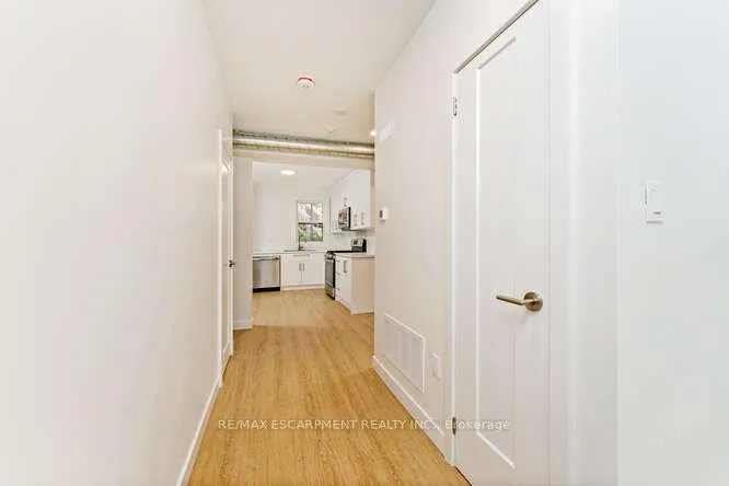 Photo 1 of Unit 7, 127 Victoria Avenue S, Hamilton, Stinson — HOMEH