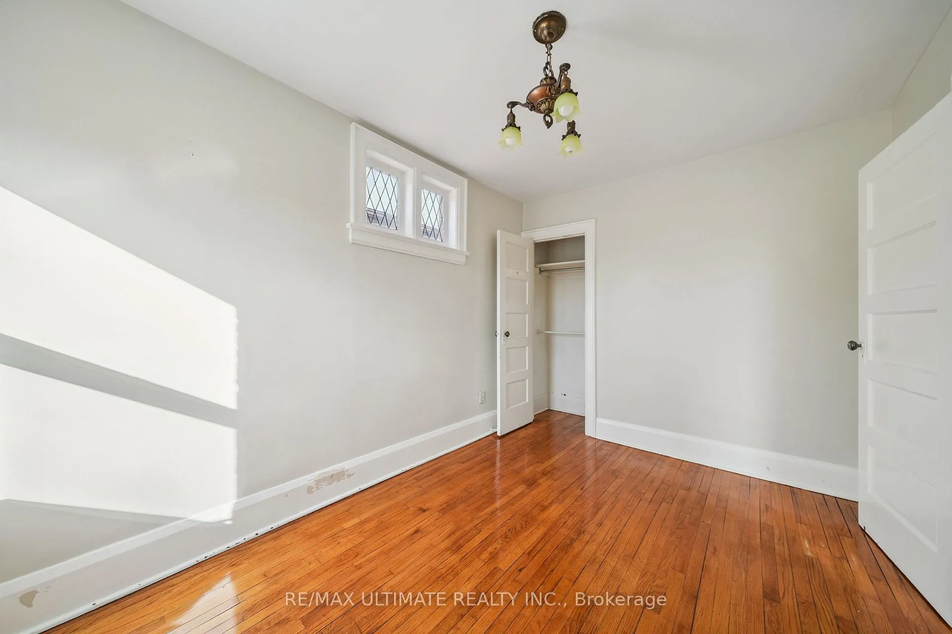 Photo 17 of 101 Rogers Road, Toronto, Oakwood Village — HOMEH