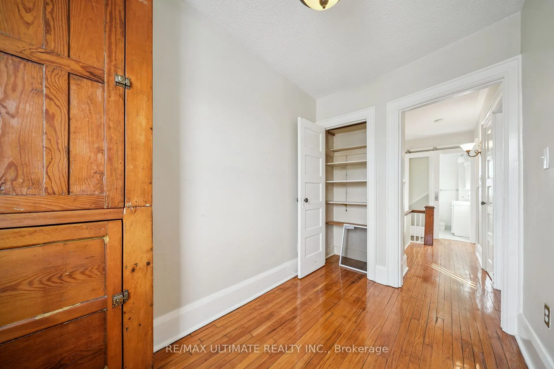 Photo 19 of 101 Rogers Road, Toronto, Oakwood Village — HOMEH