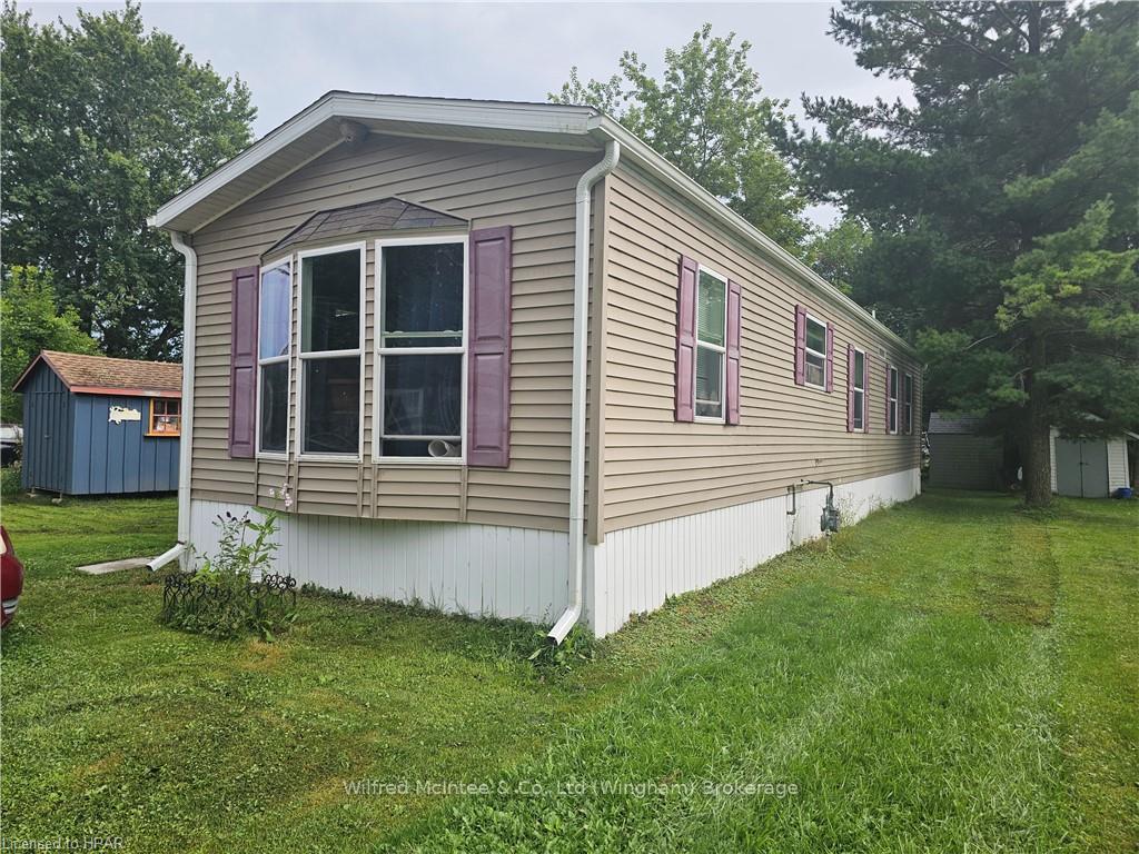 Front of Unit 7, 75049 Hensall Road