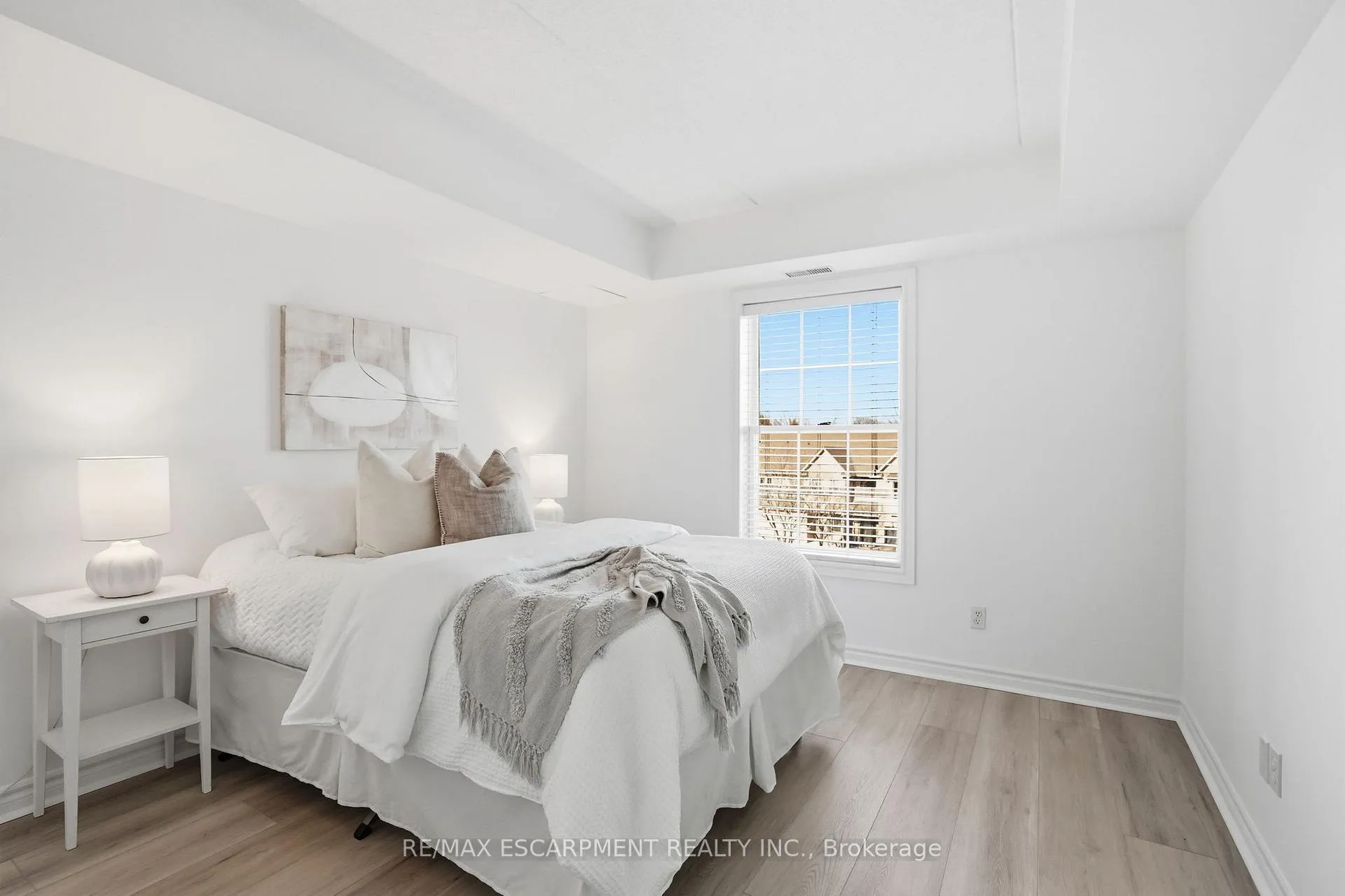 Photo 16 of Unit 309, 1431 Walkers Line, Burlington, Tansley — HOMEH