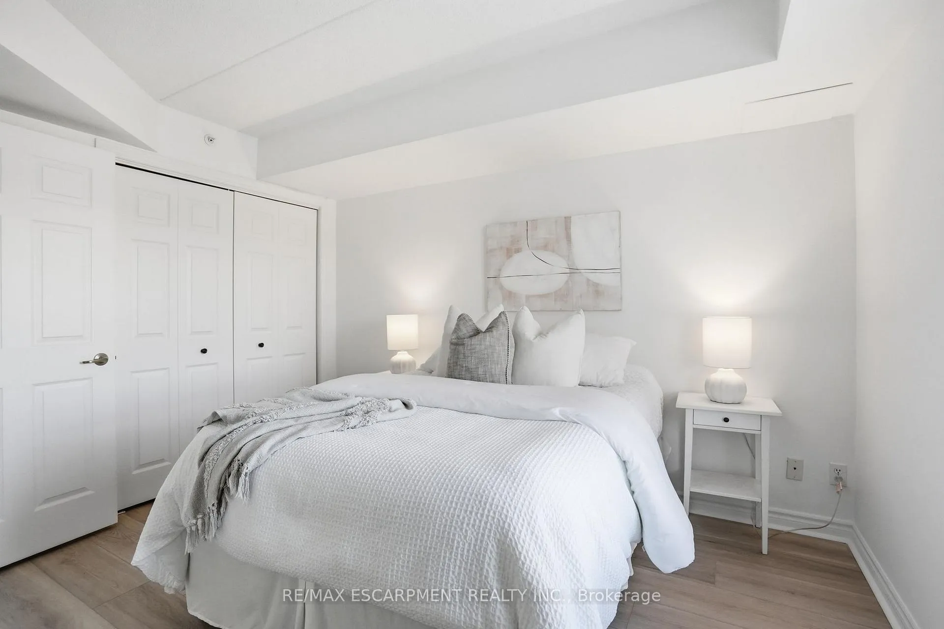 Photo 17 of Unit 309, 1431 Walkers Line, Burlington, Tansley — HOMEH