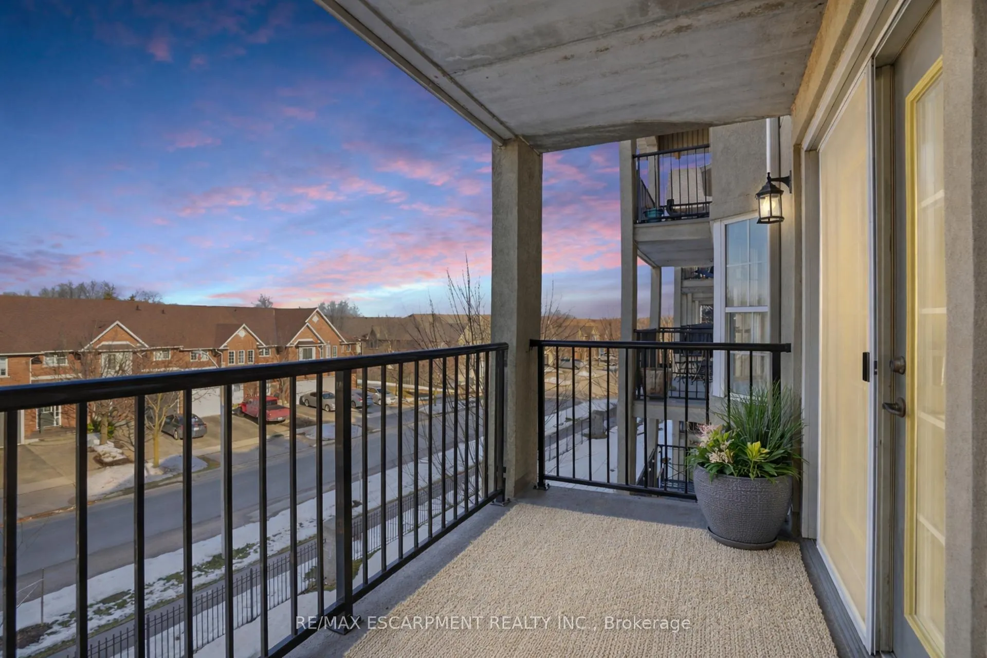 Photo 23 of Unit 309, 1431 Walkers Line, Burlington, Tansley — HOMEH