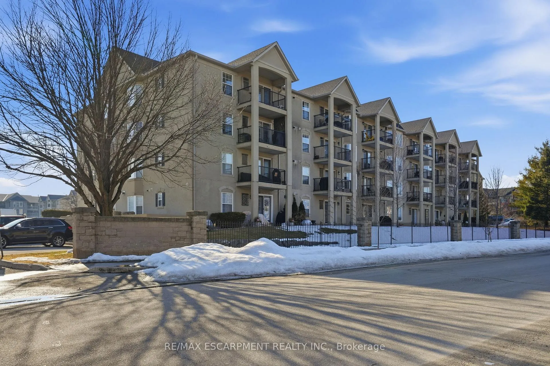 Photo 26 of Unit 309, 1431 Walkers Line, Burlington, Tansley — HOMEH