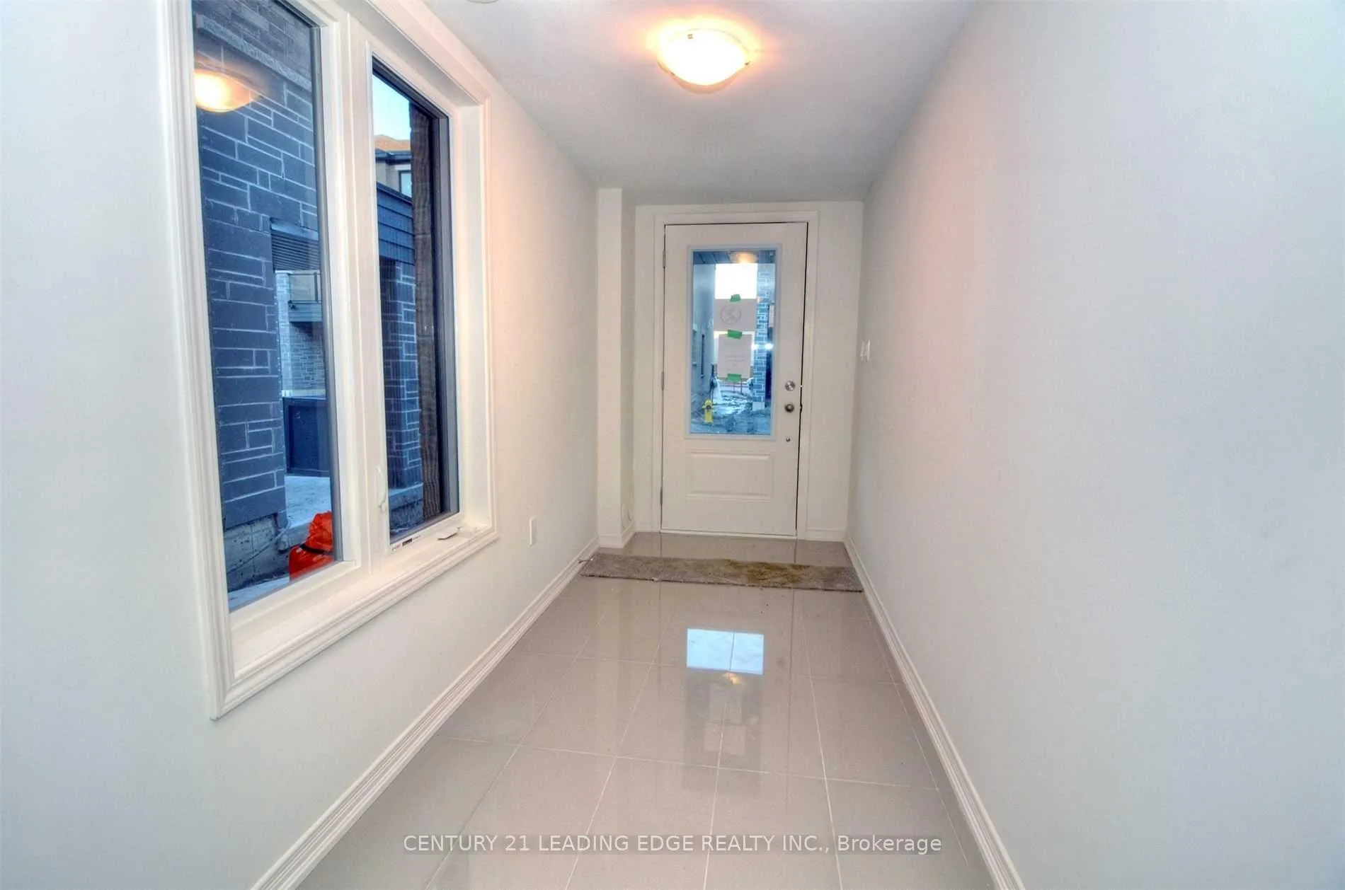 Photo 3 of 1416 Coral Springs Path, Oshawa, Taunton — HOMEH