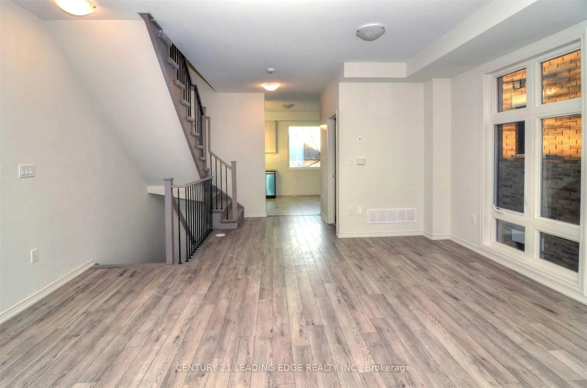 Photo 12 of 1416 Coral Springs Path, Oshawa, Taunton — HOMEH