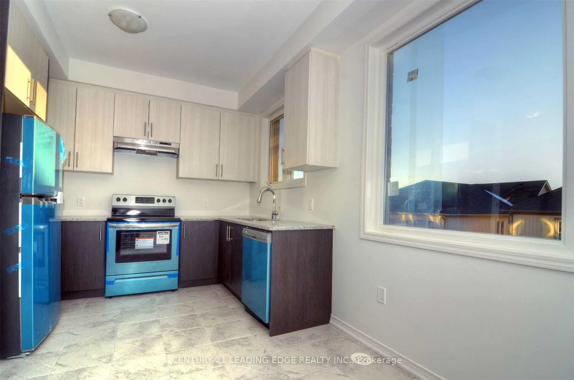 Photo 15 of 1416 Coral Springs Path, Oshawa, Taunton — HOMEH