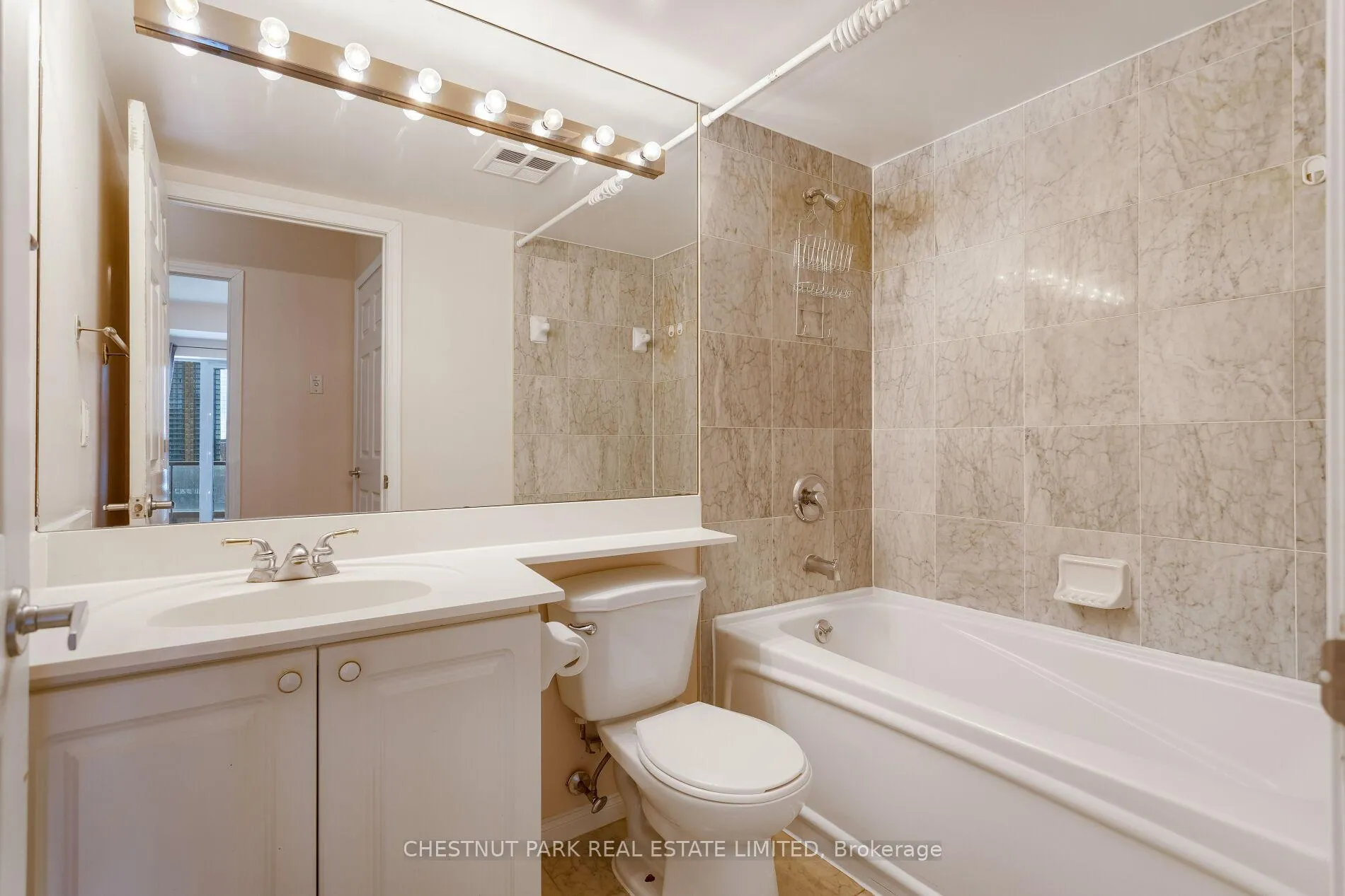 Photo 17 of Unit 710, 909 Bay Street, Toronto, Bay Street Corridor — HOMEH