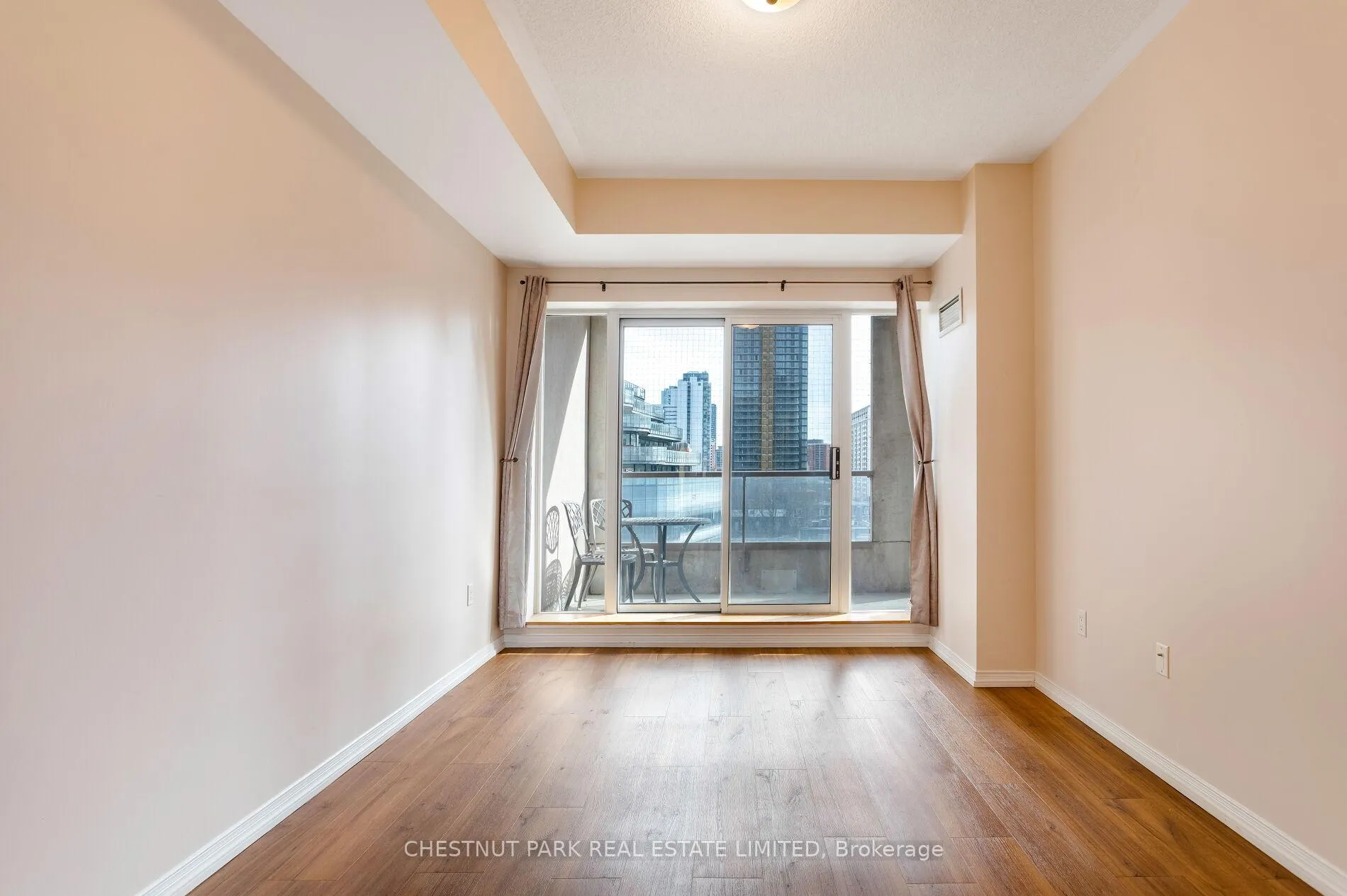 Photo 19 of Unit 710, 909 Bay Street, Toronto, Bay Street Corridor — HOMEH